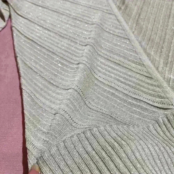 Escada Shimmer Metallic V Neck Half Sleeve Top Blouse Ribbed Semi Sheer Striped - Picture 11 of 11